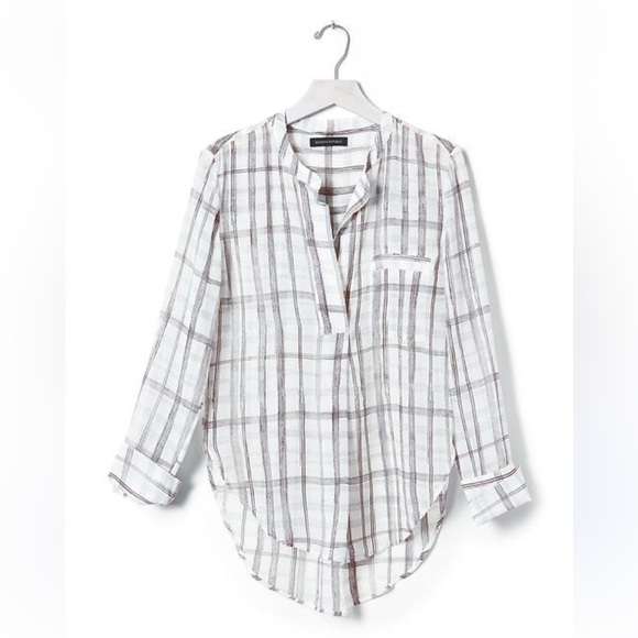 BANANA REPUBLIC NWOT Sheer Plaid Blouse in Cocoon - Picture 5 of 5